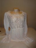 Blusa em renda branca tam. P